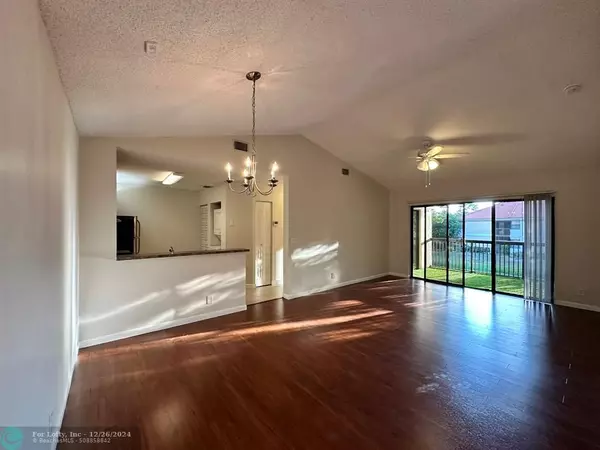 Coral Springs, FL 33067,5781 Riverside Dr  #205A-4