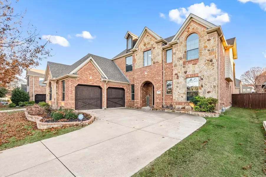 520 Hunter Manor Drive, Keller, TX 76248