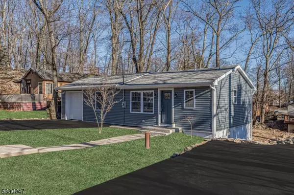 Hopatcong Boro, NJ 07843,123 Jefferson Trl