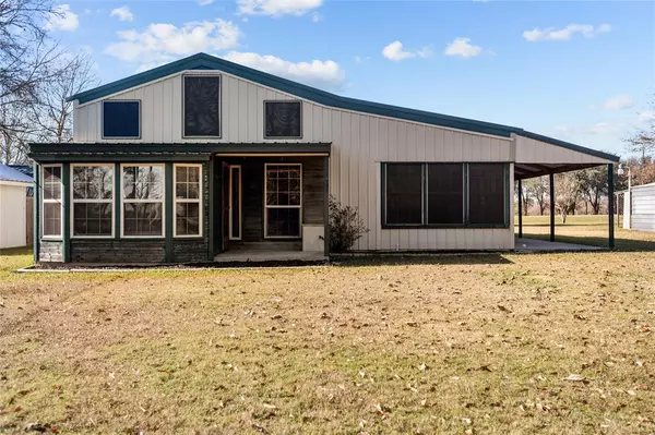 295 County Road 2298, Mineola, TX 75773