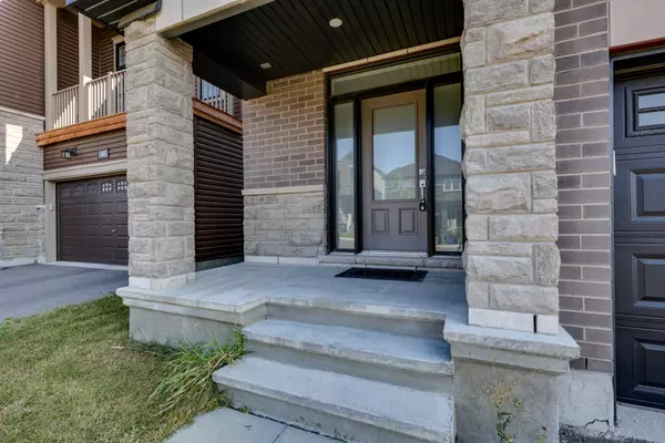 Kanata, ON K2T 0R3,51 ERAMOSA CRES