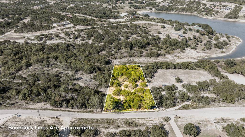 3250 Beacon Lake Drive, Bluff Dale, TX 76433