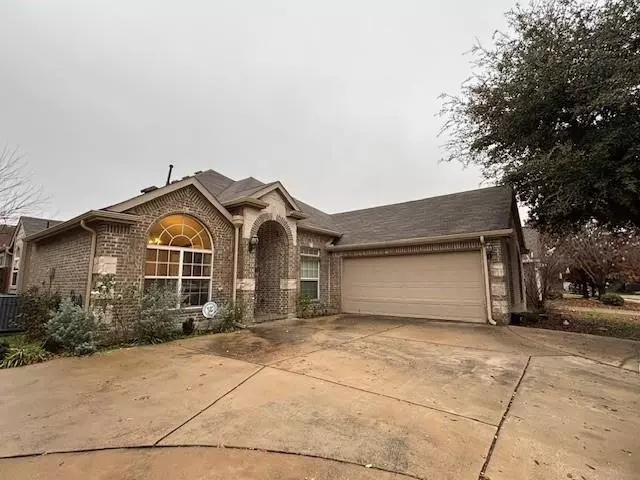 4449 Corner Brook Lane, Fort Worth, TX 76123