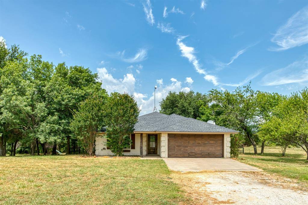 Springtown, TX 76082,986 Eagles Way