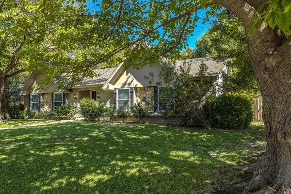 Richardson, TX 75080,432 Pleasant Valley Lane