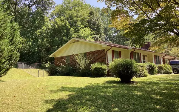 Hiawassee, GA 30546,1522 Chatuge Shores Road