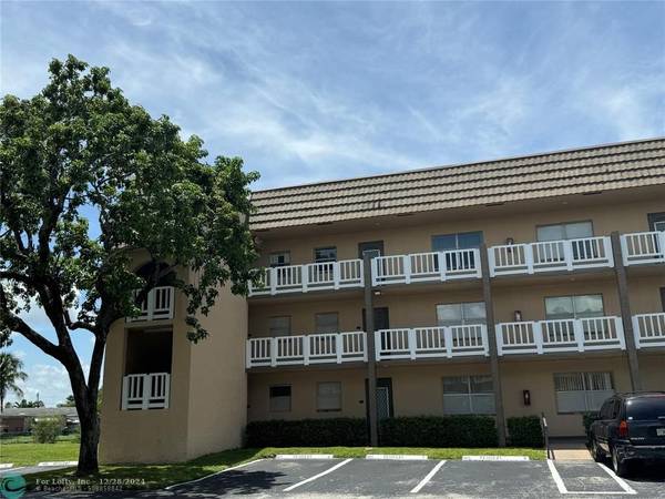 9360 Sunrise Lakes Blvd  #201,  Sunrise,  FL 33322