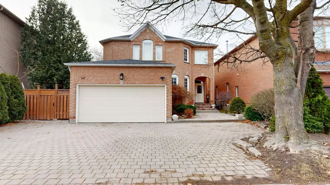 50 Oakhurst DR, Vaughan, ON L4J 7V3