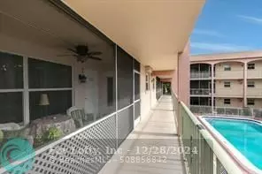 Pompano Beach, FL 33060,100 SE 6th Avenue  #203