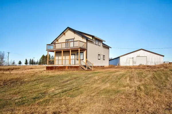 4-31035 Range Road 281, Rural Mountain View County, AB T0M 0N0