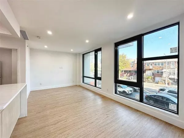 Brooklyn, NY 11204,8800 Bay Pkwy #2B