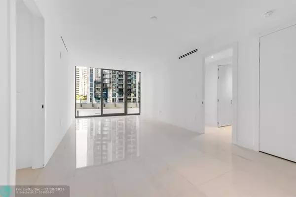 Miami, FL 33131,300 Biscayne Boulevard Way  #1509