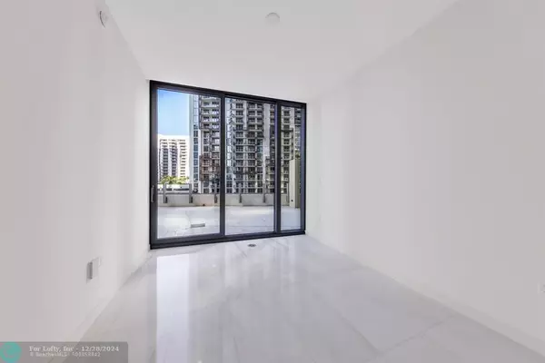 Miami, FL 33131,300 Biscayne Boulevard Way  #1509