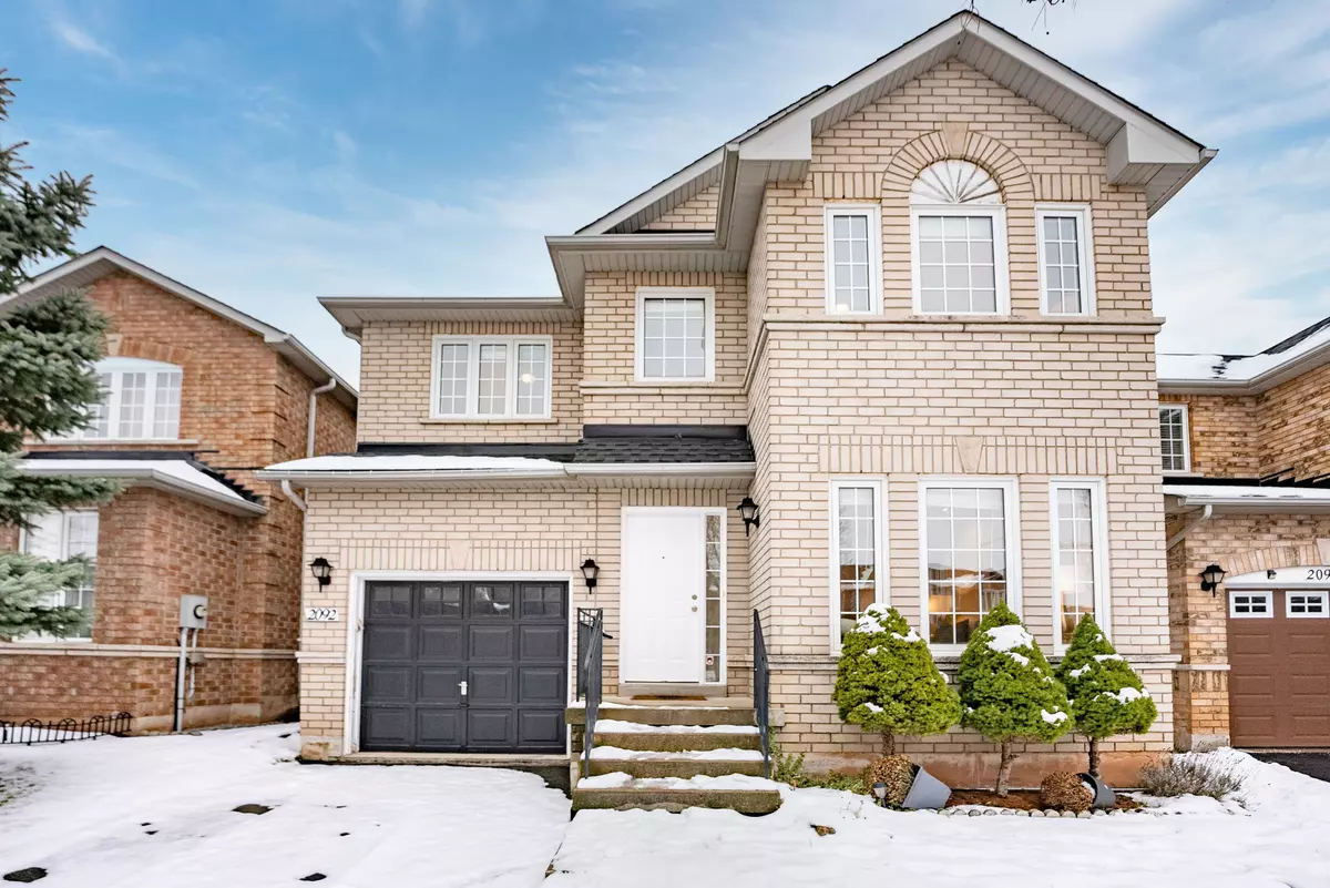 Oakville, ON L6M 3N5,2092 Golden Orchard TRL