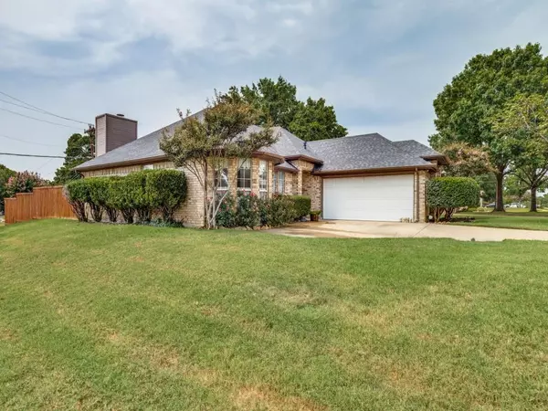 Grapevine, TX 76051,995 Cable Creek Drive