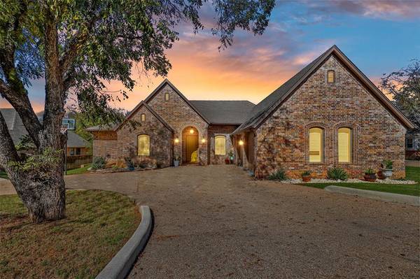 6222 Prospect Hill Drive, Granbury, TX 76049