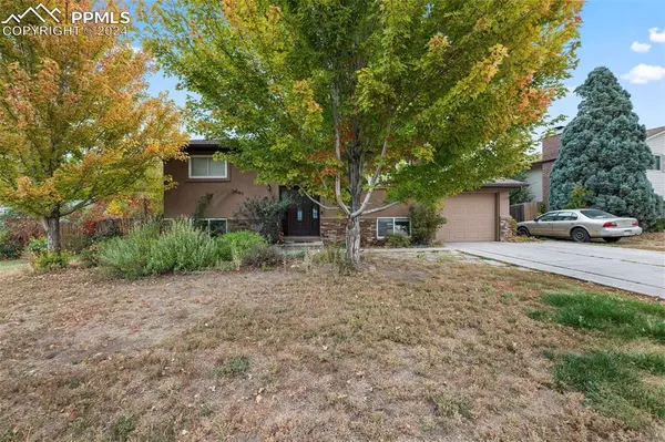 3010 Fireweed DR, Colorado Springs, CO 80918