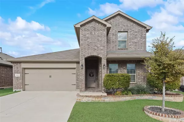 1045 Blackhorse Trail, Fort Worth, TX 76247