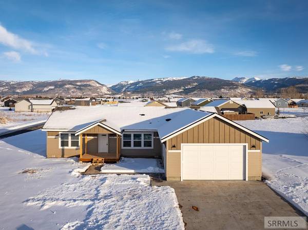 3829 Spruce Rd, Victor, ID 83455