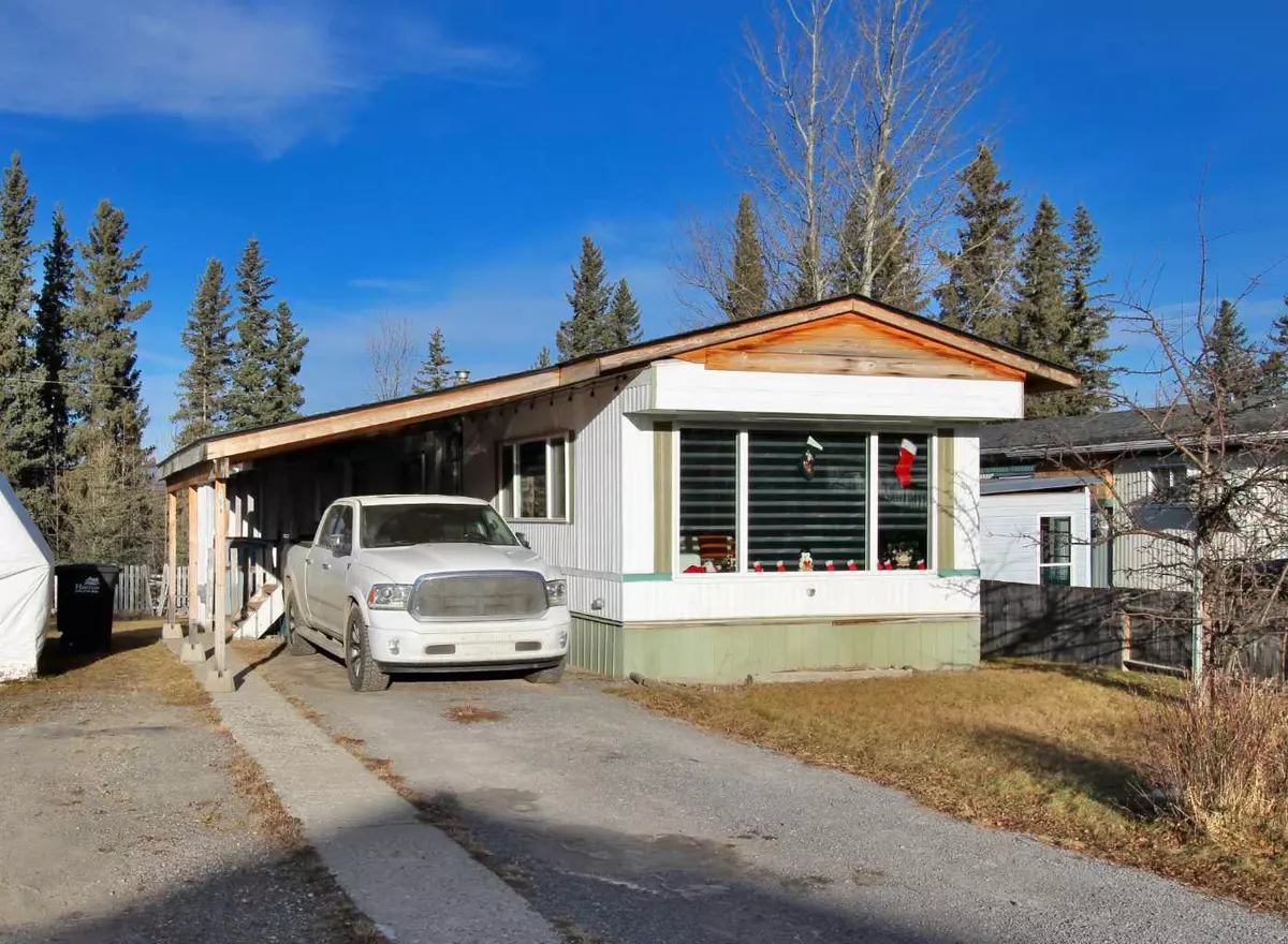 Hinton, AB T7V1M7,108 Fir AVE