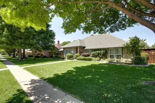 Richardson, TX 75082,2563 Honeysuckle Drive