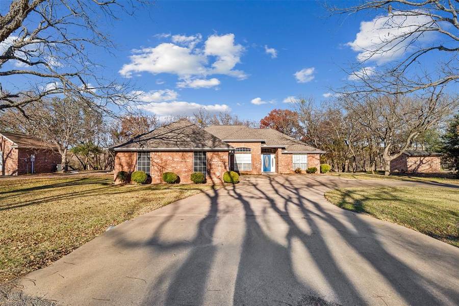 8710 Ravenswood Road, Granbury, TX 76049