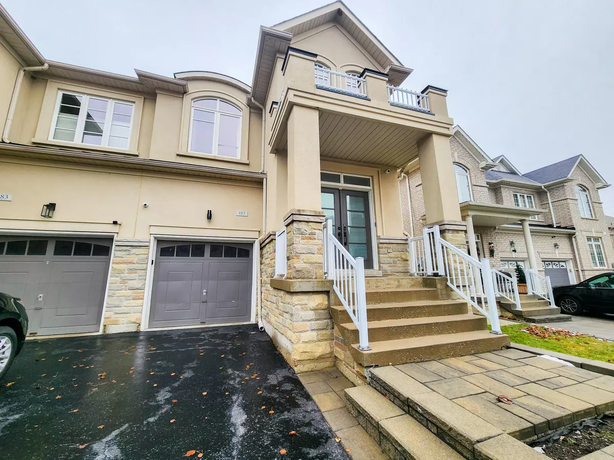 Newmarket, ON L3X 3L7,485 Foxcroft BLVD