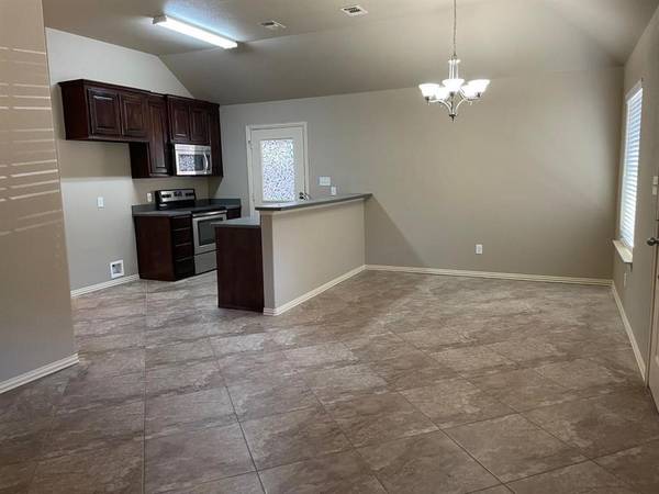 Granbury, TX 76049,503 Mountain View Trail