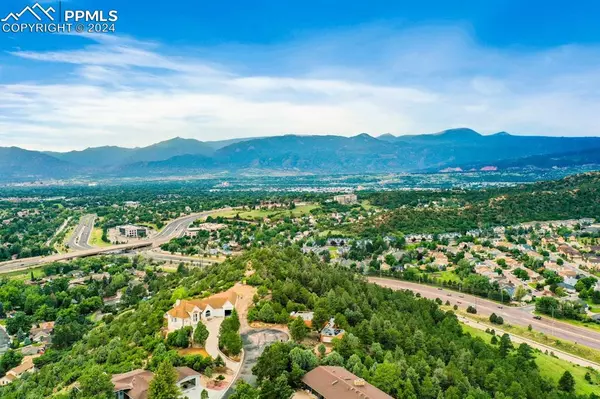 Colorado Springs, CO 80918,4295 Ridgecrest DR