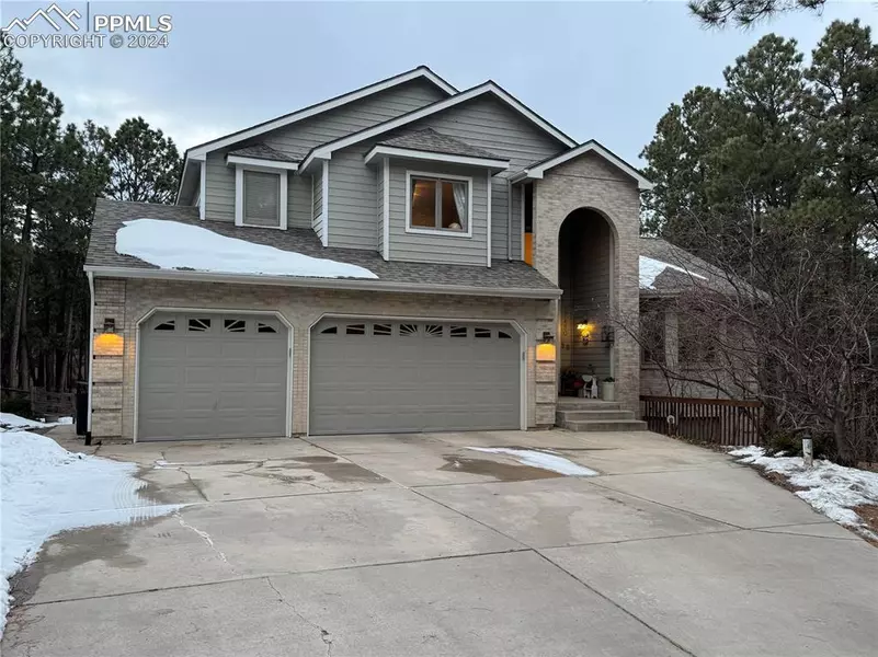 17490 Caribou DR, Monument, CO 80132