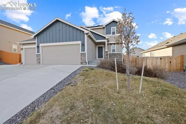 Colorado Springs, CO 80925,6552 Tillamook DR