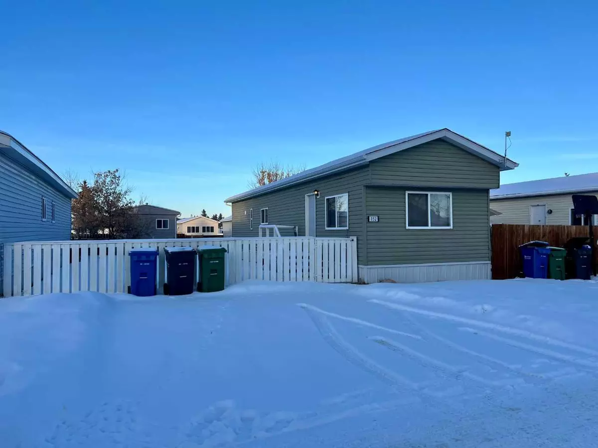 Red Deer, AB T4P 2A6,5344 76 ST #152