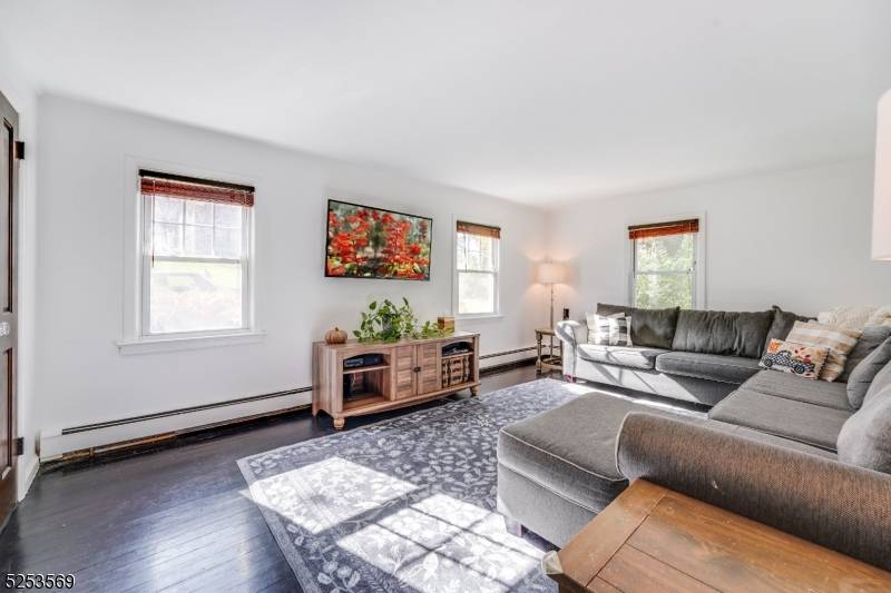 11 Valley View St, Morris Twp., NJ 07960