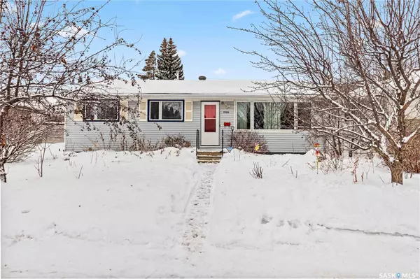 2506 EWART AVENUE, Saskatoon, SK S7J 1Y8