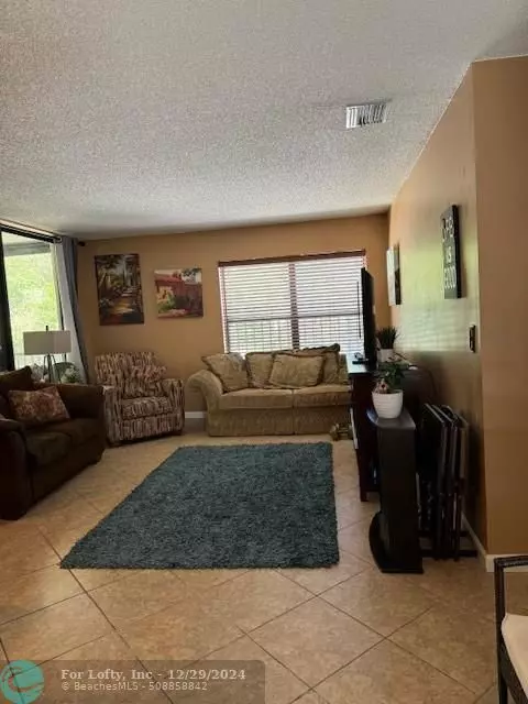 Pompano Beach, FL 33063,4689 NW 22nd St  #4689