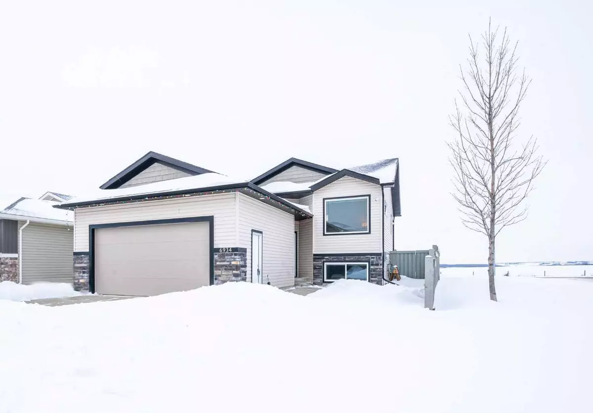 Grande Prairie, AB T8W 0J1,6934 115B ST