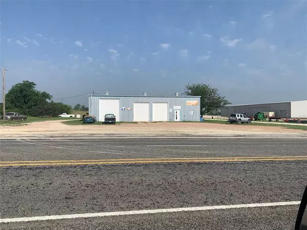 1200 S US Highway 281,  Hamilton,  TX 76531