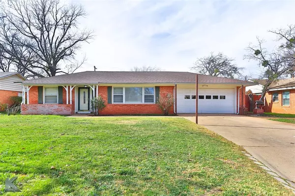 1362 N Willis, Abilene, TX 79603