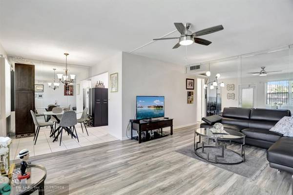 Deerfield Beach, FL 33442,231 Ventnor Q  #231