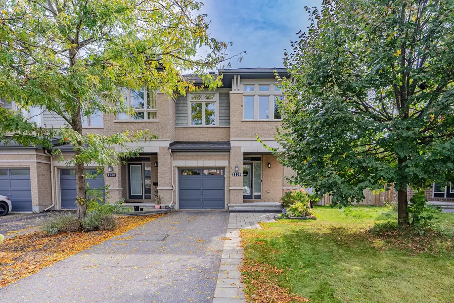 1136 Tischart CRES, Kanata, ON K2T 0G4