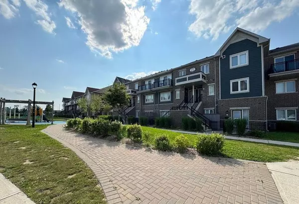 Brampton, ON L6R 3Y7,250 Sunny Meadow BLVD #286