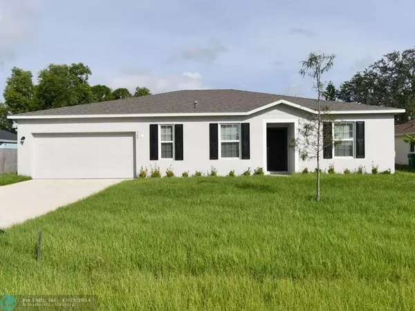 749 SE Karrigan Terrace, Port St Lucie, FL 34983