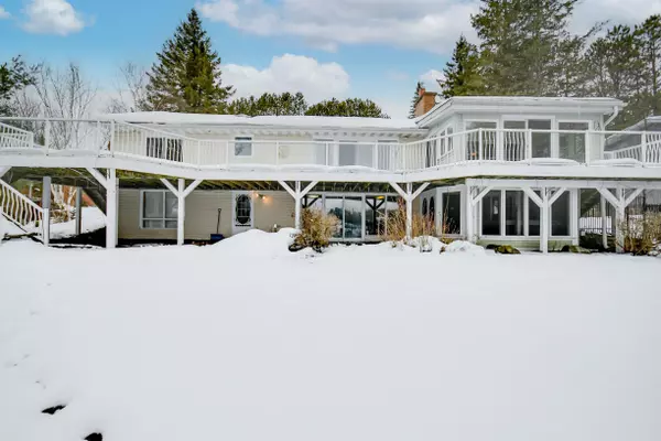 Muskoka, ON P1H 1R4,285 Echo Bay RD