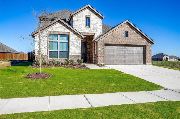 152 Trinity Street, Grandview, TX 76050