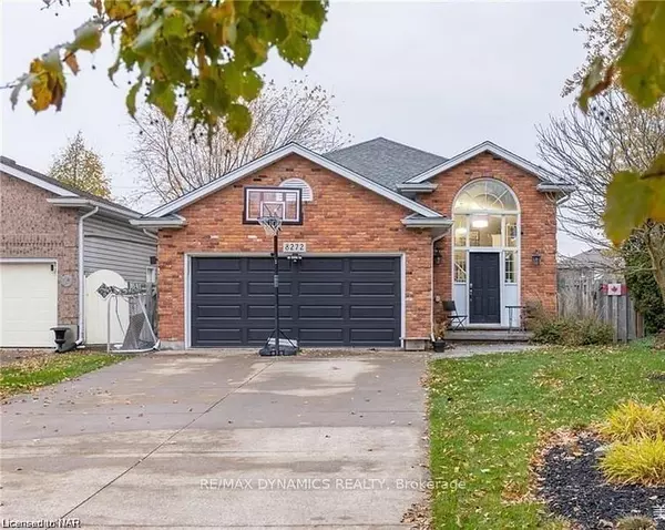 Niagara Falls, ON L2H 3G1,8272 WOODSVIEW CRES