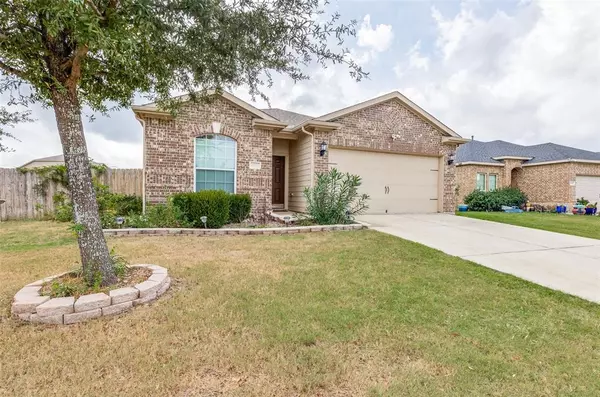 8901 Highland Orchard Drive, Fort Worth, TX 76179