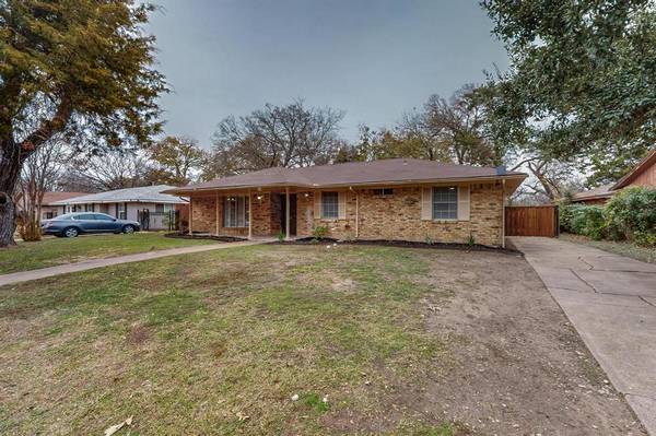 Desoto, TX 75115,201 Woodhaven Drive