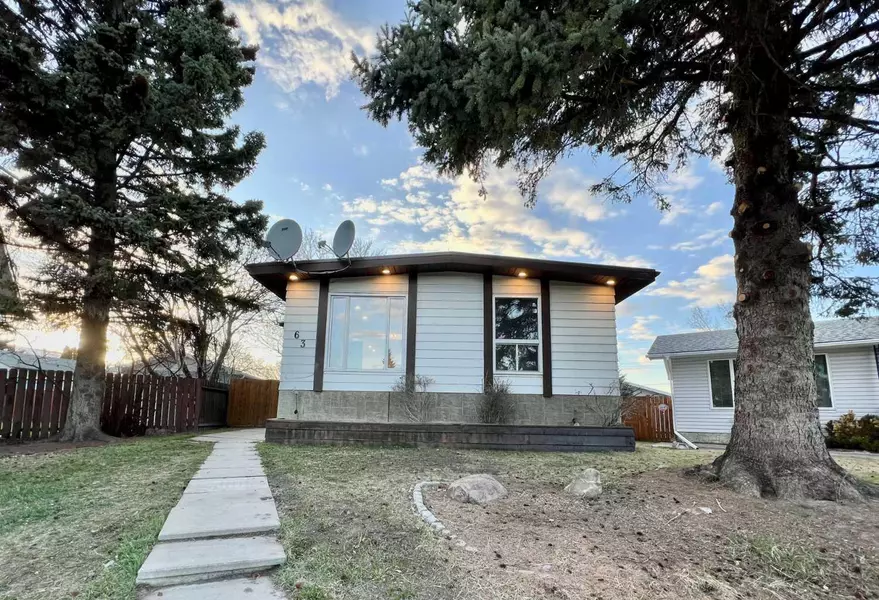 63 Margate PL Northeast, Calgary, AB T2A3E4