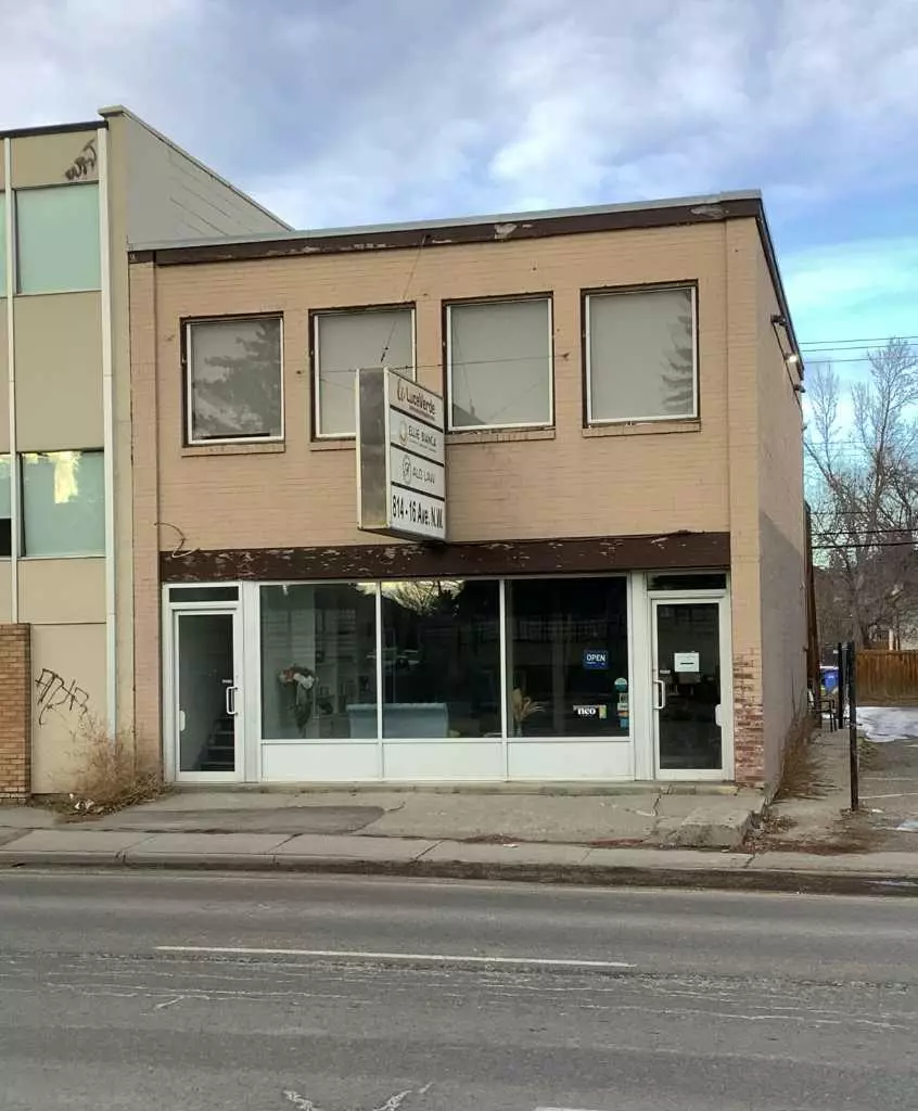 Calgary, AB T2M 0J9,814 16th AVE Northwest