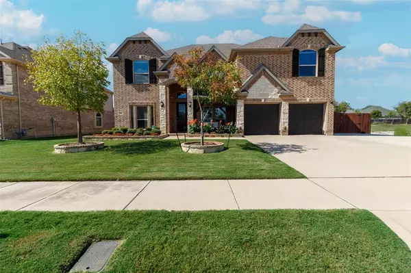 711 Netherfield Parkway,  Mansfield,  TX 76063